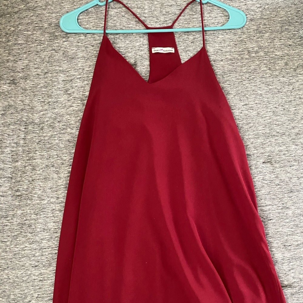 Dainty hooligan maroon dress